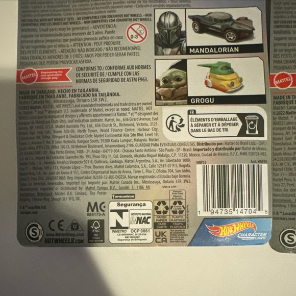 Hot Wheels Disney 100th 2023 Grogu and Mandolorian NEW - Picture 2 of 3